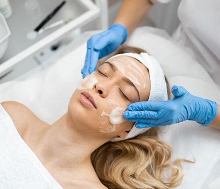 Thalgo Facial Therpay